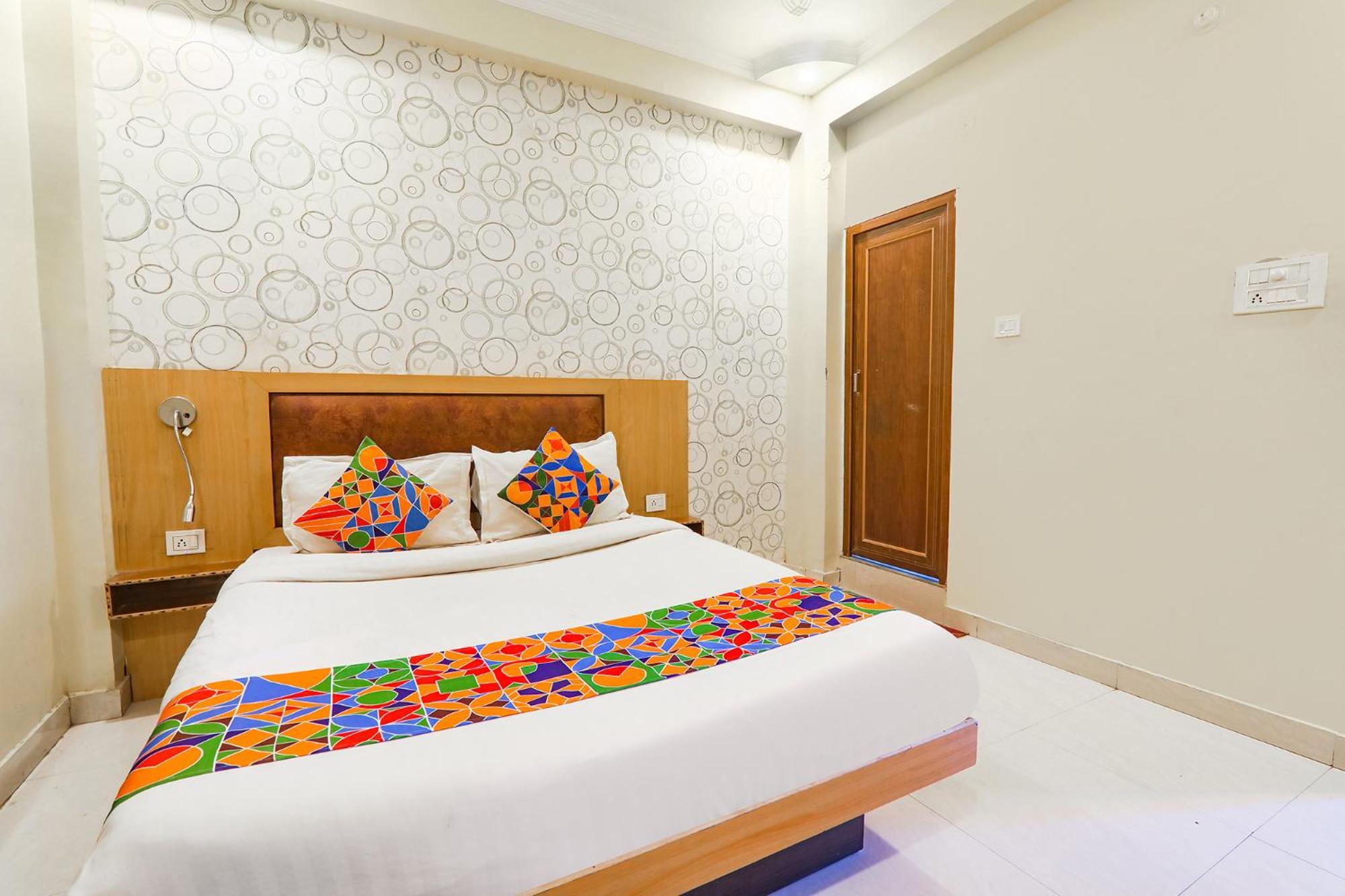 Hotel Fabexpress Magadh Glory à Khagaul Extérieur photo